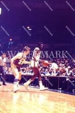Dm825 Gail Goodrich Lakers - Earl Monroe Knicks 8x10 11x1416x20 24x36 Photo Dm825 Gail Goodrich Lakers - Earl Monroe Knicks 8x10 11x1416x20 24x36 Photo