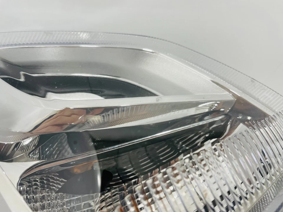 2018-2021 雪佛兰 Equinox 右乘客侧雾灯 原始设备制造商 84226246 — 第 4/4 张图片