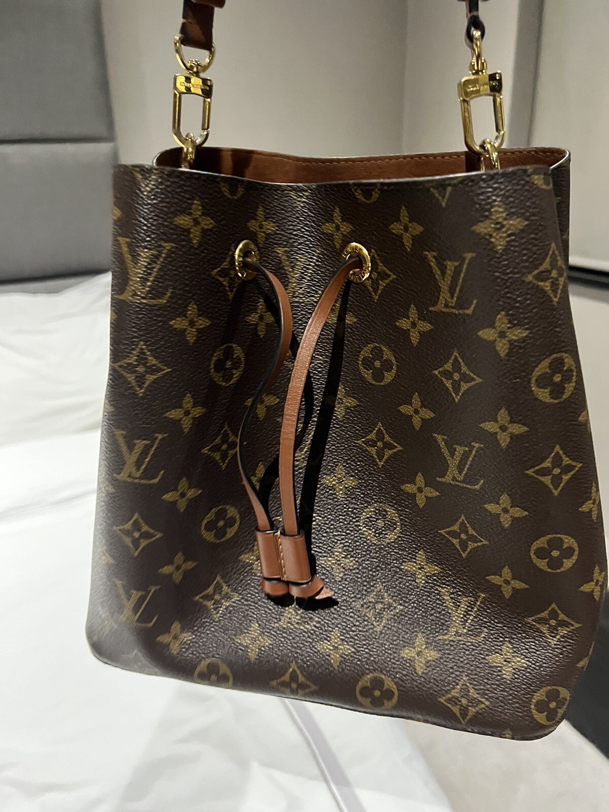 louis vuitton neo noe bag
