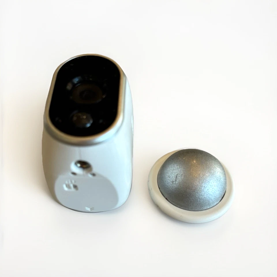 Arlo NETGEAR VMC3030 Add-on HD Security Camera Wire-Free No Battery  - Image 3 of 4