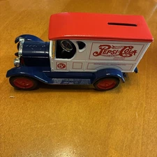 ERTL #7669 Pepsi 1923 1/2 To. Trick Bank