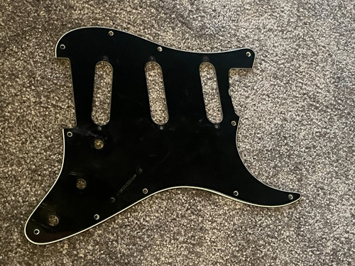 1979 25th Anniversary Fender Stratocaster guitar pickguard black