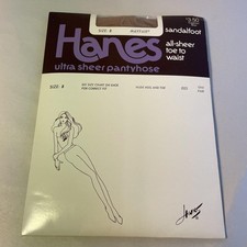 Vintage Hanes Ultra Sheer Pantyhose Womens Size B Mayfair Sandalfoot USA Nude