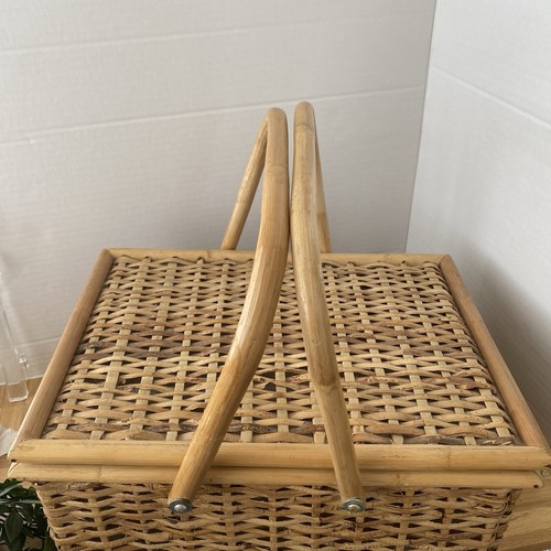 Vintage Picnic Hamper Basket (Empty) Wicker Basket Double Wooden Handles - Picture 2 of 11