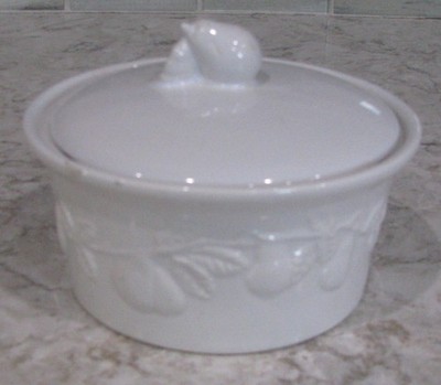 Small Ceramic Covered Dish, White, Pear Leaf Branch Design, 5'', Unmarked