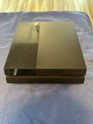 Sony PlayStation 4 500GB Gaming Console - Black (CUH-1001A)
