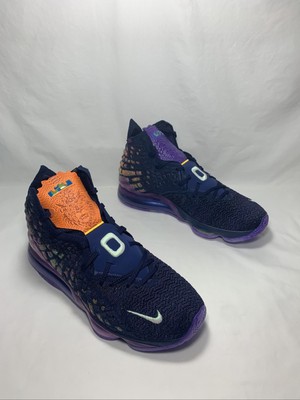 Nike LeBron 17 