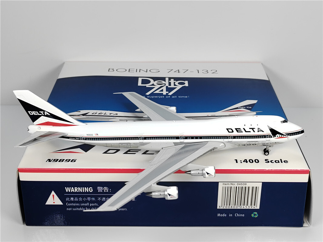 1:400 Phoenix DELTA BOEING B747-100 Airplane Diecast