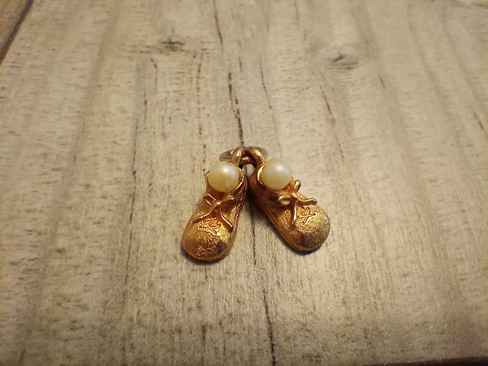 Charm With Faux Pearls