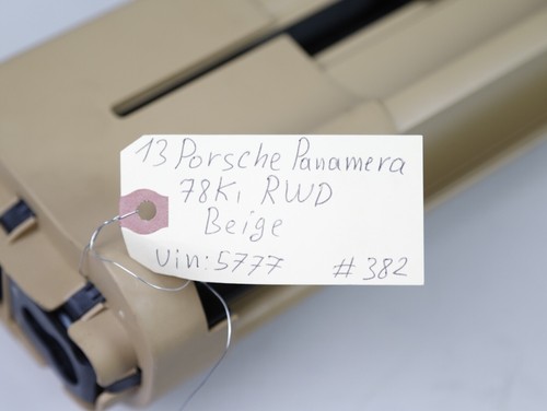2010-2016 Porsche Panamera Beige Cargo Cover Privacy Shade Parcel Shelf OEM 78K - Picture 10 of 10