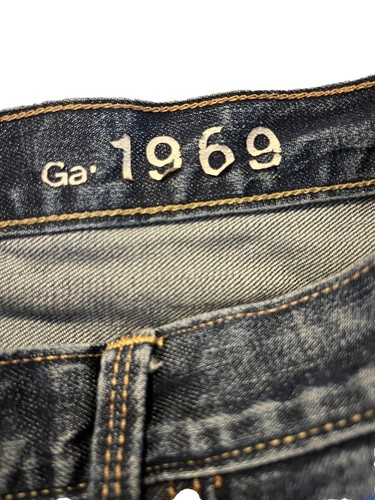 Gap 1969 Sexy Boyfriend Jean Shorts Womens Distressed Cutoff Denim-size 27 - Picture 4 of 4