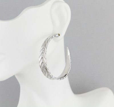 Silver tone big 1 5/8'' wide post stud hoop hoops earrings leaf feather pattern