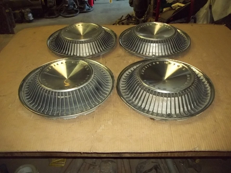 Tapacubos AMC Pacer Concord Gremlin Hornet Matador cubierta de rueda tapacubos 14" OEM 129 Foto 2 de 4