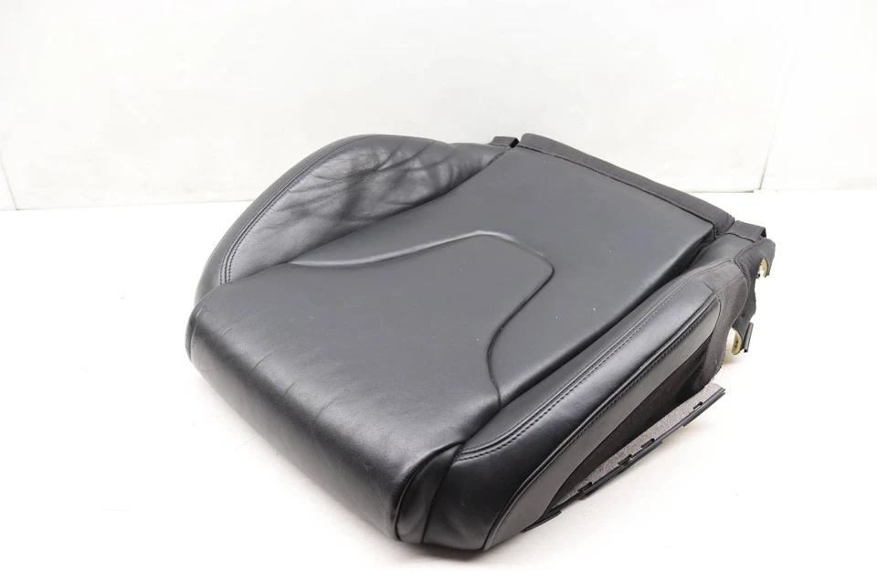 AUDI TTS QUATTRO 2011-2015 - Cojín inferior asiento inferior delantero derecho (cuero) Foto 2 de 4