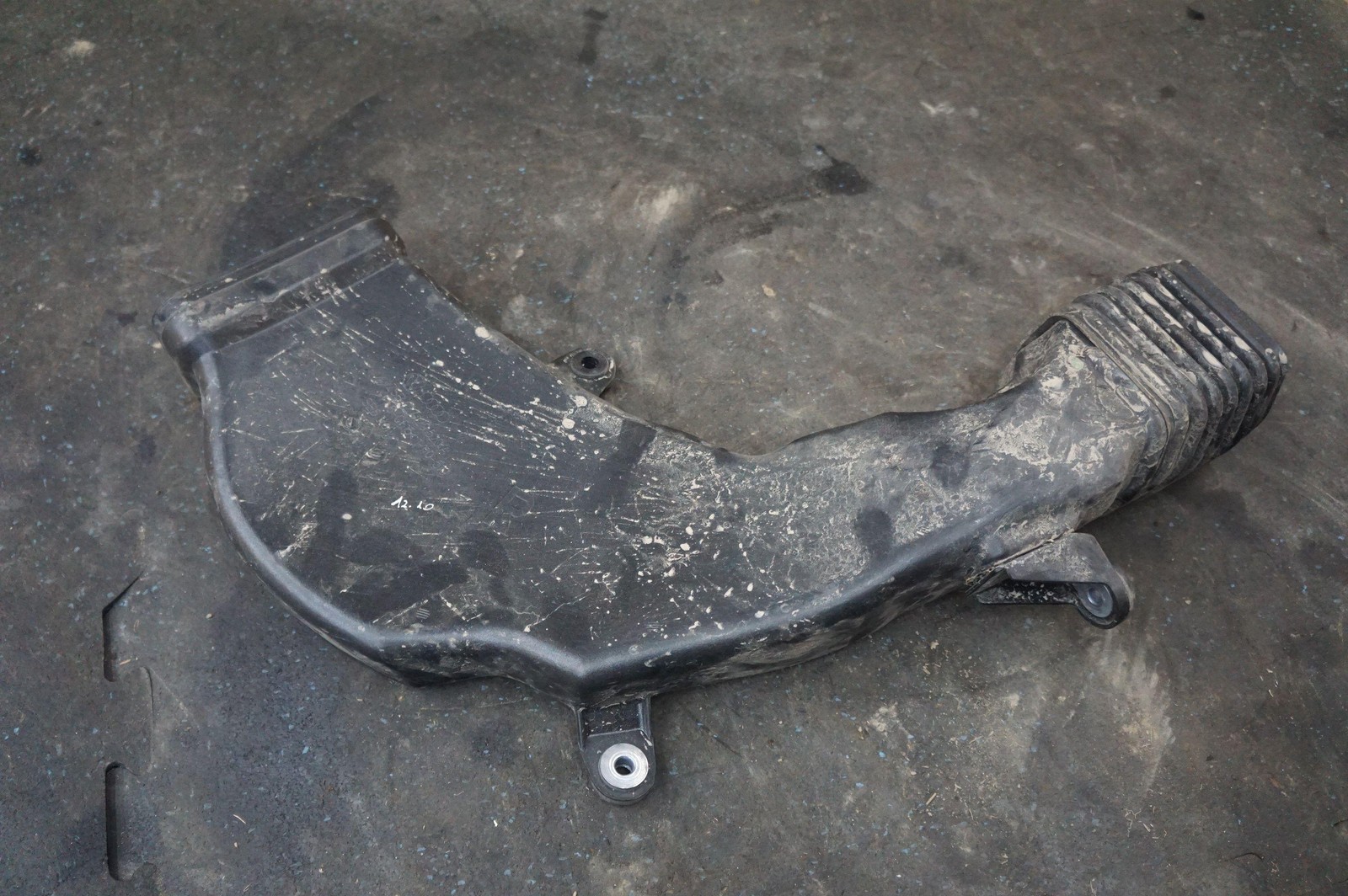 Right Air Inlet Intake Duct OEM 427129520A Audi R8 Spyder 20011-15