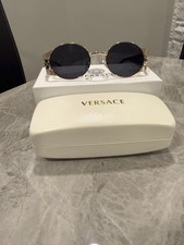Versace Sunglasses Medusa Biggie Black Gold-Tone Medallion. Excellent Condition