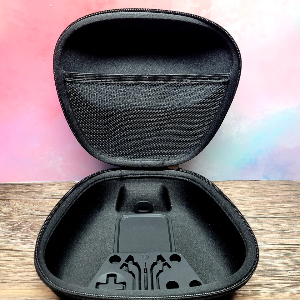 Official Xbox One Elite Series 2 Hard case Only - Excellent Condition - Image 3 of 4