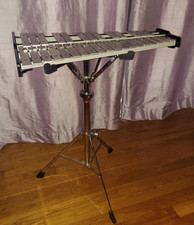 Yamaha 32 Note Xylophone  Stand  Sticks