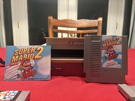 Nintendo NES-001 1985 Video Game Console Original, Tested With Controllers