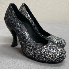 John Fluevog Attentions Paris Black Devilfish Heel Pumps Women 6 Artsy Round Toe