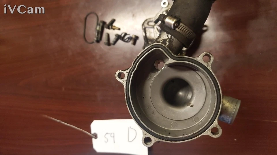 Suzuki 2005 GSX-R600 750 Engine Water Coolant Pump hose 17400-35f10 - Image 3 of 4