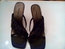 Women's black Jasmin New York heeled shoe Size 7 medium