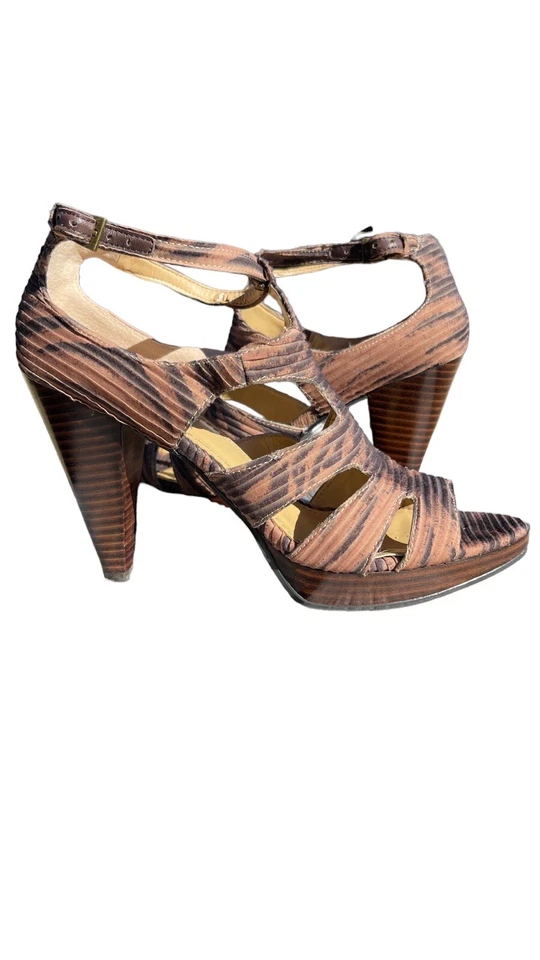 Nine West Gladiator Heels Size 8.5 Brown Animal Stripe Strappy Open Toe - Image 2 of 4
