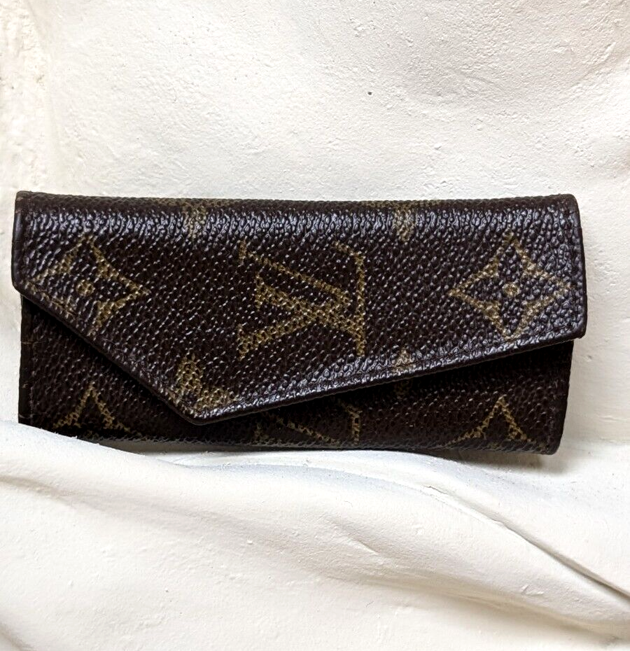 Antique Louis Vuitton Amiet Monogram Signature Design LV Logo 4