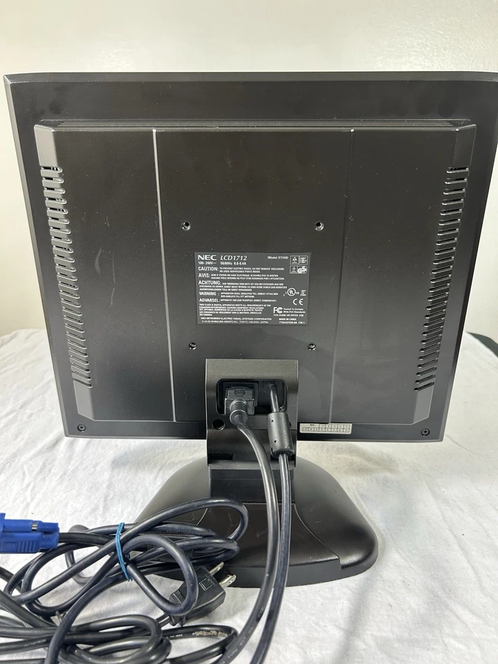 Vintage NEC 17” LCD1712 K17AN MultiSync LCD VGA Flat Panel Monitor Retro Gaming - Image 3 of 4