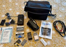 SONY CCD-TR71 Video Camera Recorder - Video 8 Handycam Bundle