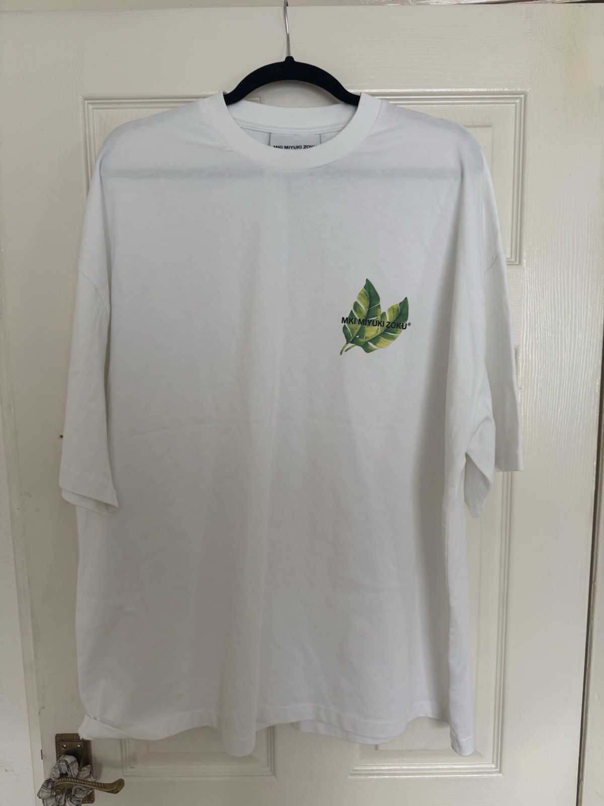 Picture 1 of 2