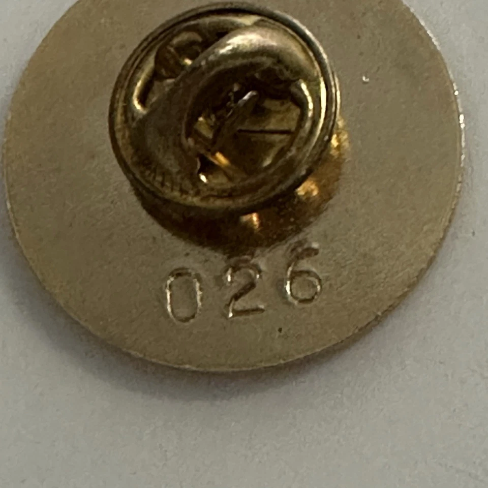 1995 Boxing Hall of Fame Induction Canastota, NY Boxing Ceremony PRESS Pin #026 - Image 3 of 4