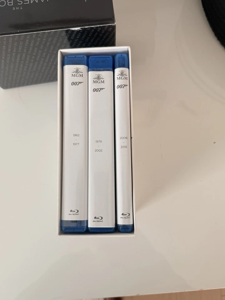 James Bond 007 Blu-ray Collection 24-Disc Set (1962-2015) Like New! - Image 2 of 3