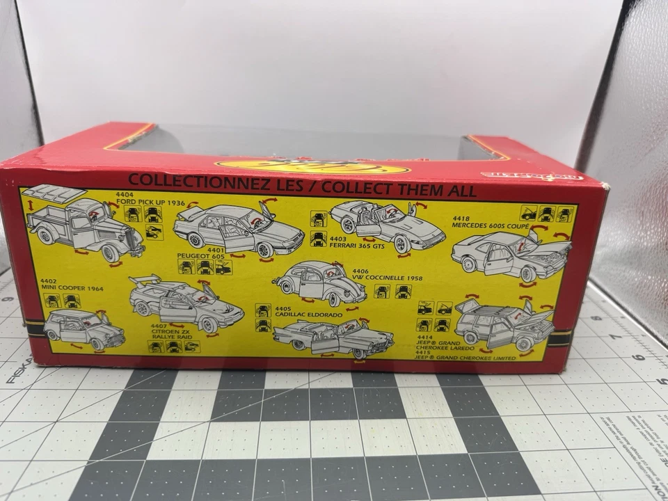 Exclusive Majorette 1:18 Scale Jeep Grand Cherokee Limited Diecast Model- Black - Image 3 of 4