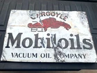 VINTAGE GARGOYLE MOBILOILS PORCELAIN FLANGE SIGN ORIGINAL  1920'S GREAT STARTER
