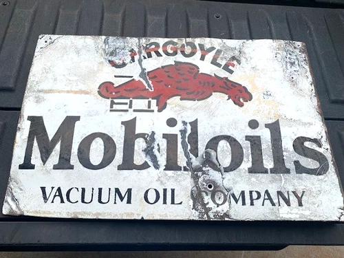 VINTAGE GARGOYLE MOBILOILS PORCELAIN FLANGE SIGN ORIGINAL  1920'S GREAT STARTER