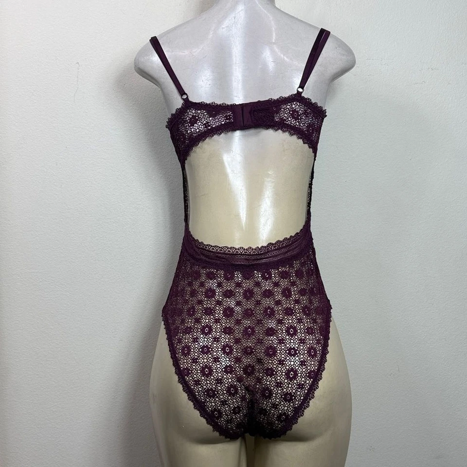 (H) Victoria's Secret фиолетовый нижнее белье боди с темно-бордовый цветочный эластичной кружева, M - Изображение 2 из 4