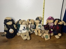 Boyds Bears Lot Of 8 PLUSH BUNNIES/HARES/BEAR Good Condition With Tags