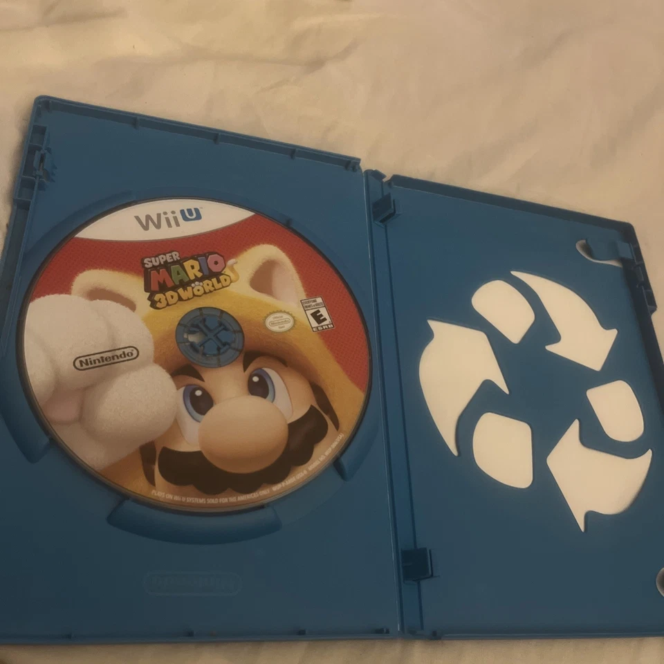 Super Mario 3D World en muy buen estado Nintendo Wii U NO CIB SIN MANUAL Foto 3 de 4