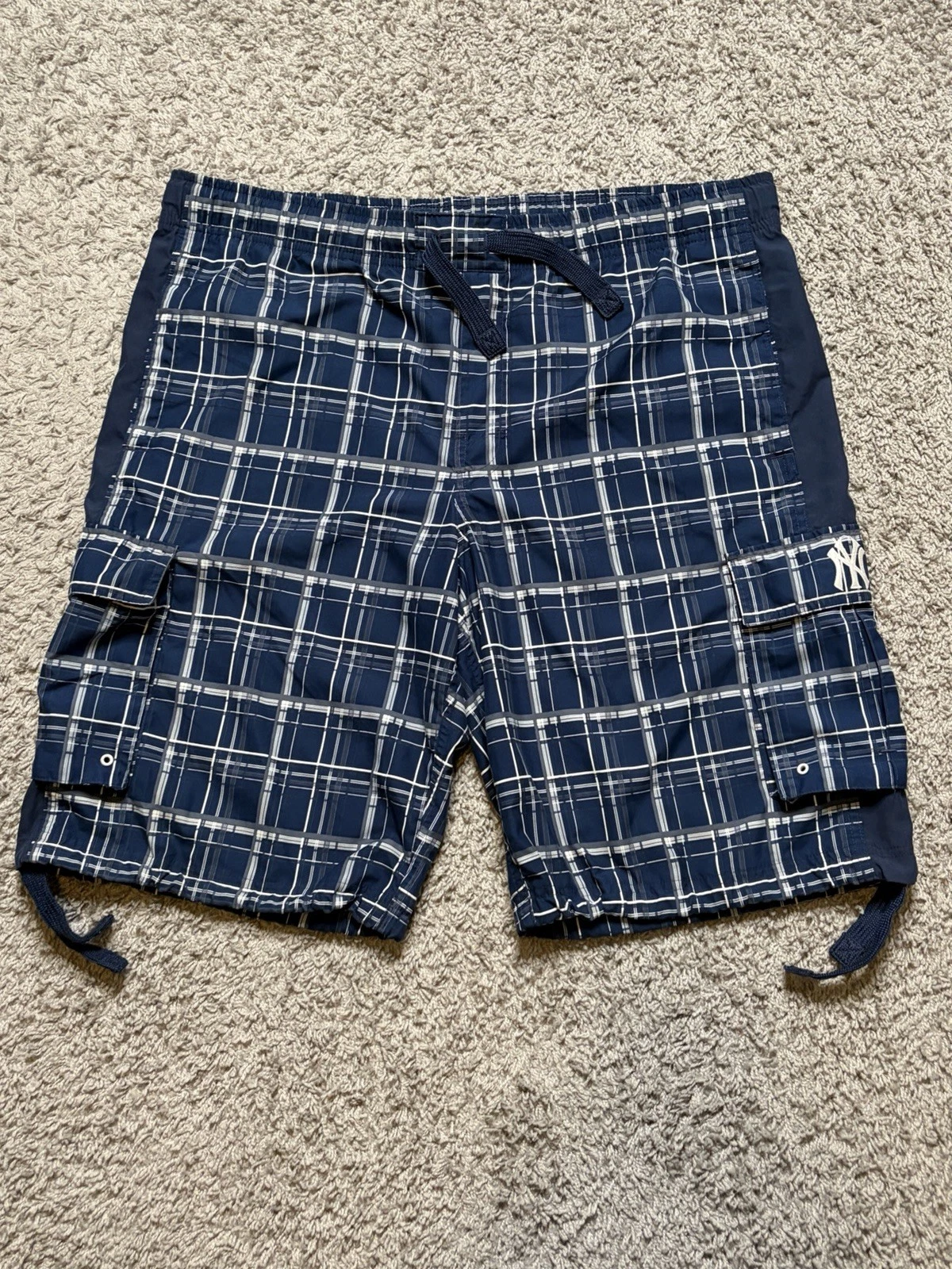 Nike MLB New York Yankees Cargo Shorts Mens Large Blue Plaid Drawstring Baggy