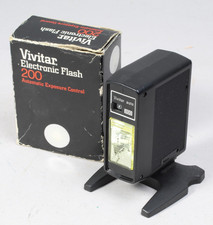 VIVITAR 200 FLASH IN THE BOX WITH INSTRUCTIONS CHECKED  WORKING