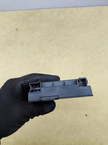 MERCEDES-BENZ C W204 Kraftstoffpumpensteuerung EKPS A2124400314 2.10 33134133