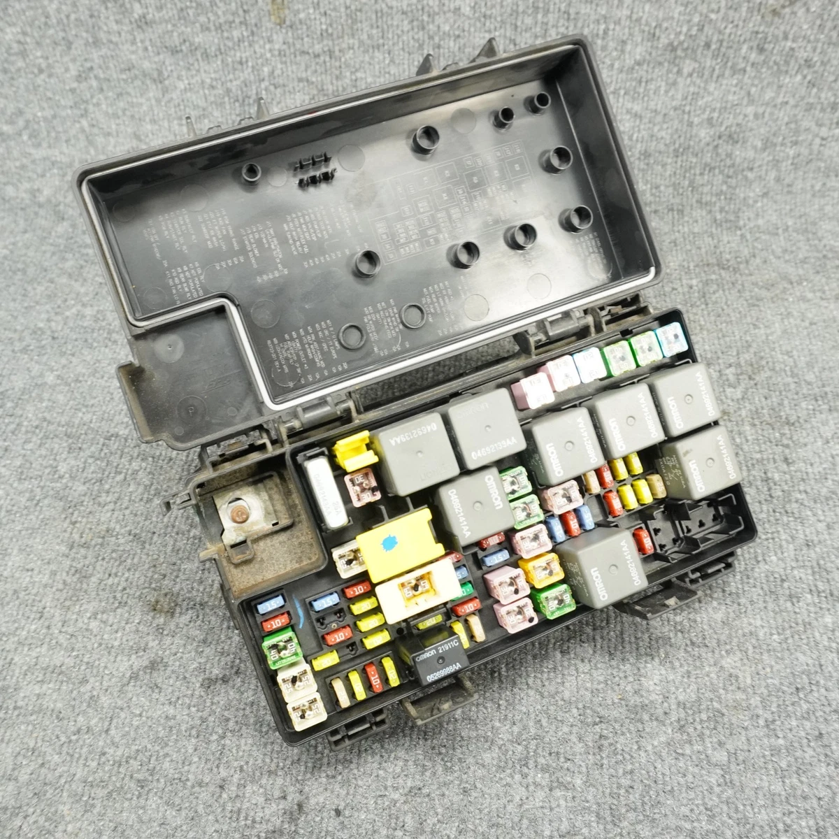 2006 chrysler town and country cigarette lighter fuse 2007 Dodge Grand Caravan Fuse, Power Outlet & Relay Fuses & Fuse Boxes for