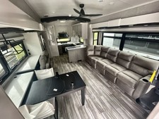 2025 Jayco Pinnacle 38FBRK