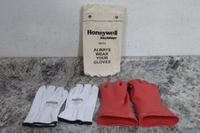 Salisbury GK011R/10 Size 10 Type I 11 In L Class 0 Electrical Glove Kit (AW)