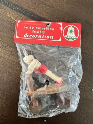 Rare Vintage Commodore Christmas Ornament Early American Family NEW 3  Cornhusk