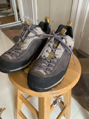 garmont formal shoes