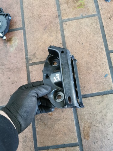 BMW 3er E90 Führung Heckleuchte Rückleuchte Rücklicht hinten rechts 7118194