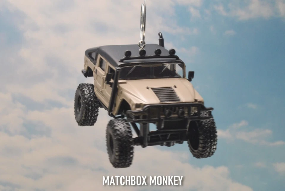 Camión SUV 4x4 Hummer H1 2006 1/64 adorno navideño personalizado emblema SUT H1, H2 Foto 4 de 4