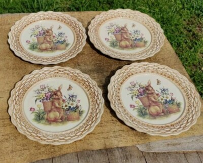 Cracker Barrel Egg Shaped Easter Treasures Bunny Bread Salad Plate 8.5'' Set of 4